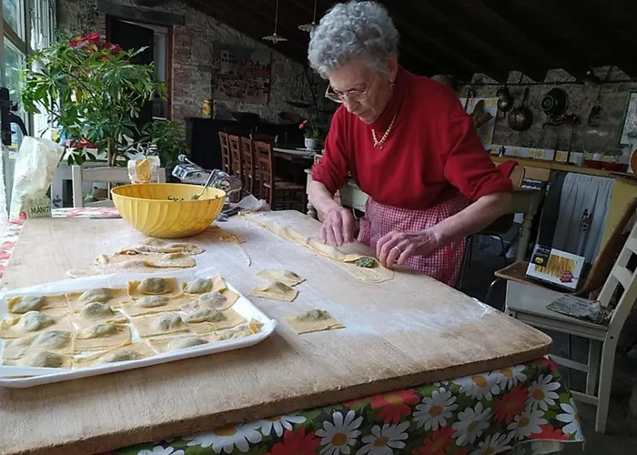 Paneolio Daire Villa Collemandina